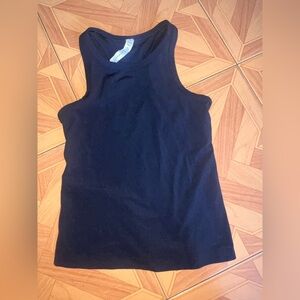 Black lululemon tanktop